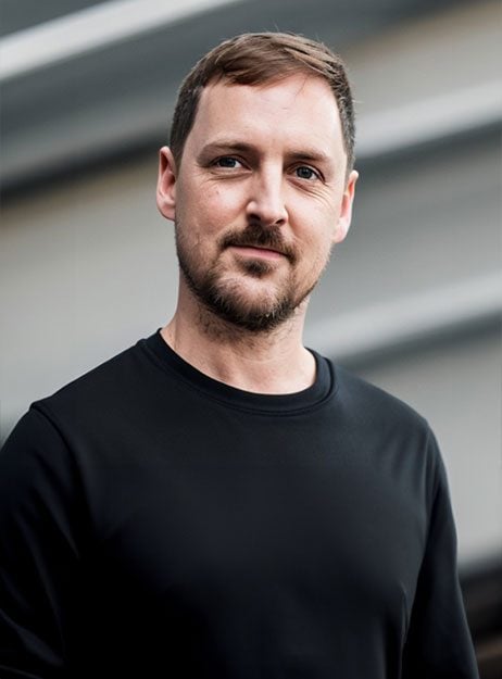 Devin-Byrnes-462x625px